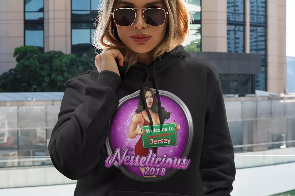 nesselicious_hoodie